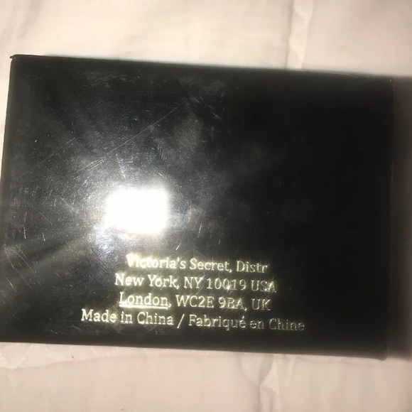 ❌SOLD❌ Victoria Secret Scandalous Gold Cuff - Picture 8 of 8